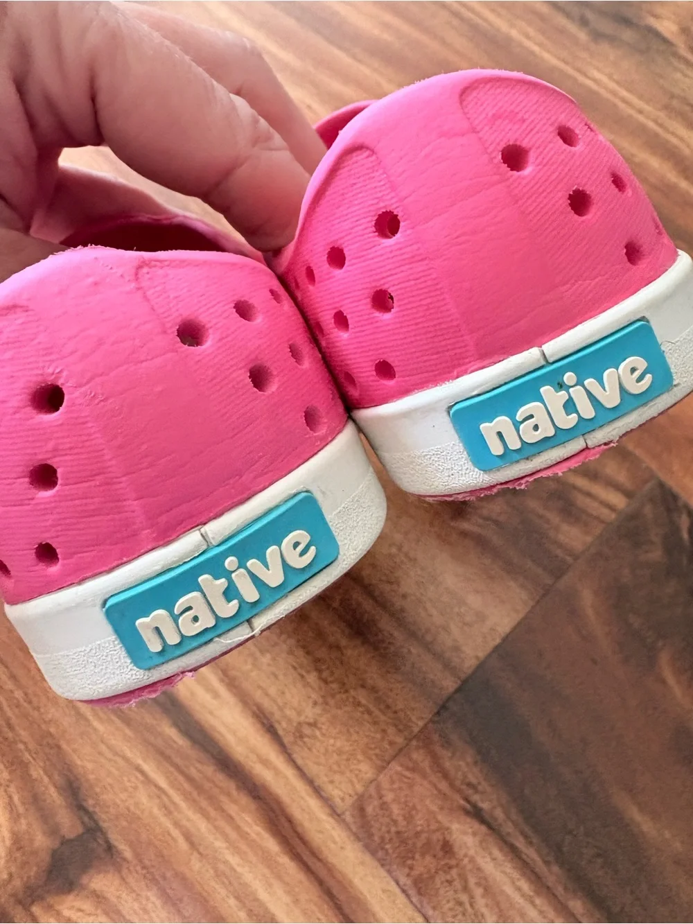Native Shoes Kids Jefferson Slip-On Water Shoe in Hollywood Pink Size 8